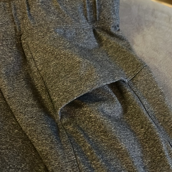 Lululemon For The People yoga shorts - Picture 3 of 4